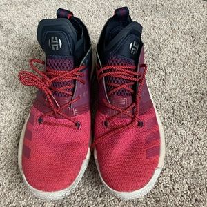 Size 13 adidas Harden basketball shoes